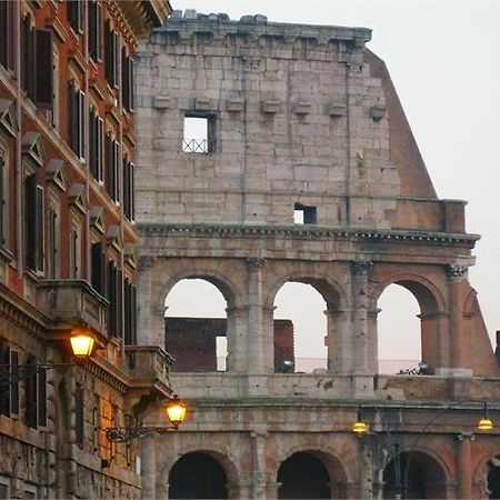 Colosseo Homerents 2 Roma Exterior foto