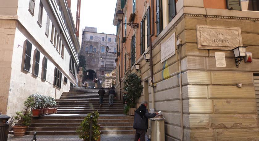 Colosseo Homerents 2 Roma Quarto foto