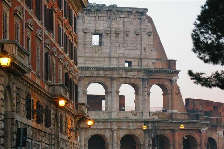 Colosseo Homerents 2 Roma Exterior foto